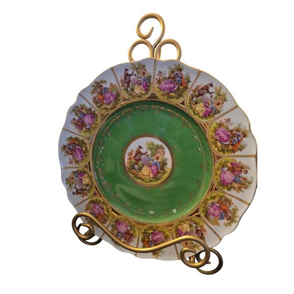 Set of 3
Vintage Fragonard‎ Courting Plate Bavaria Germany M M Crown 11" - Picture 4 of 8